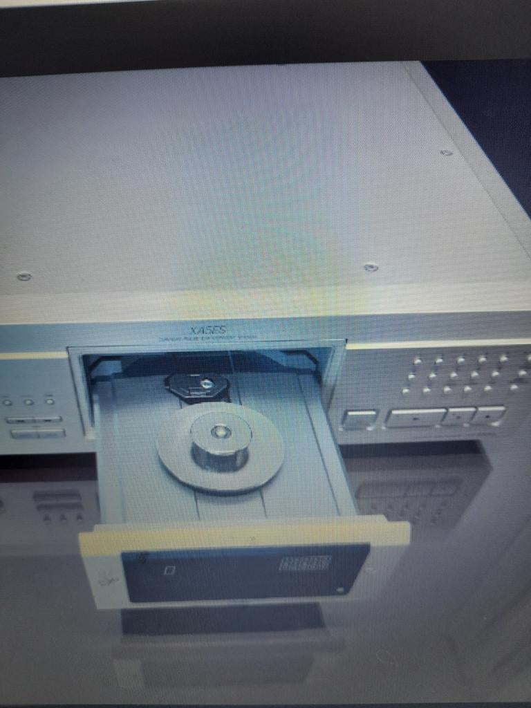 Op zoek naar een puck voor een Sony XA5ES cd speler, Audio, Tv en Foto, Cd-spelers, Ophalen of Verzenden, Gebruikt, Sony