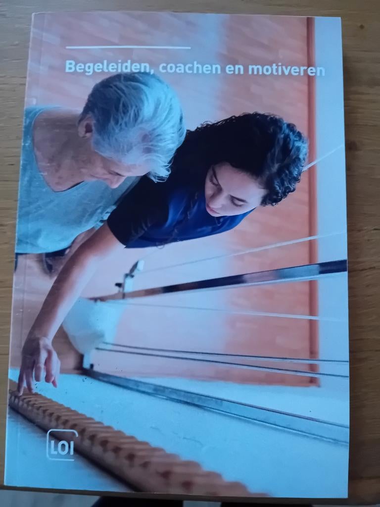 LOI Studieboek begeleiden coachen en motiveren, Ophalen of Verzenden, Beta, Zo goed als nieuw, MBO