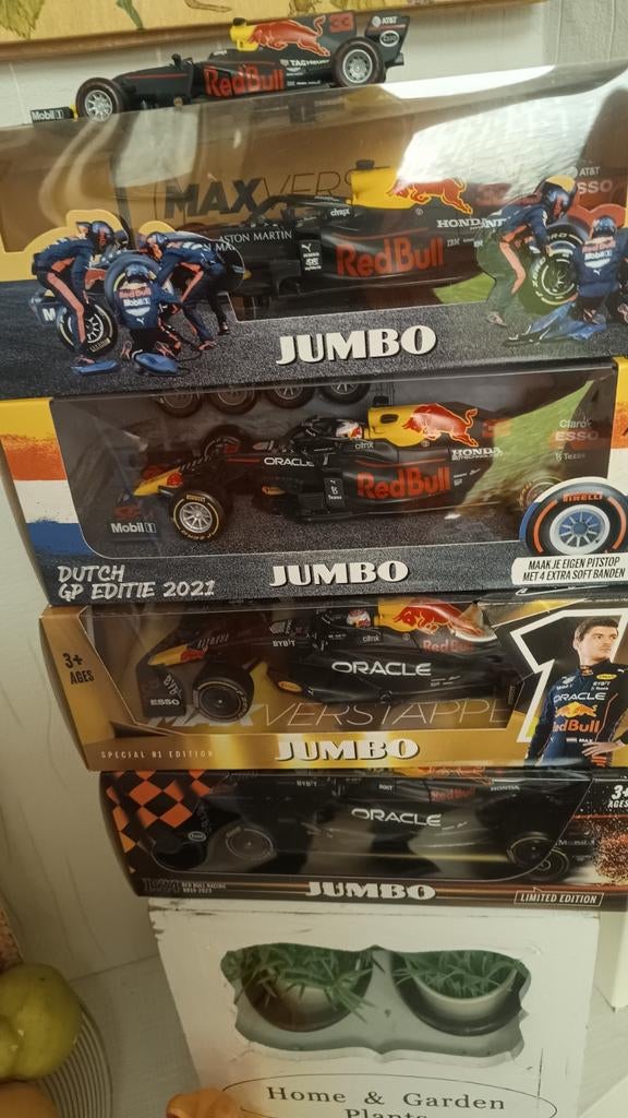 Red Bull Racing Jumbo Modellen, Verzenden
