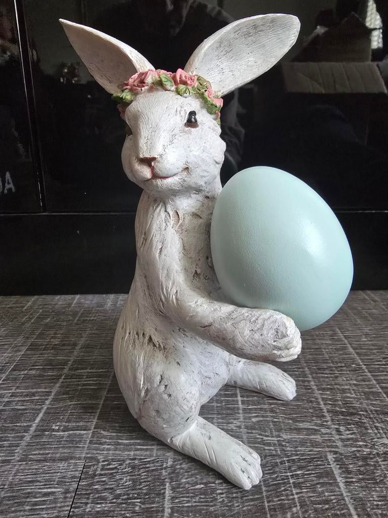 Schattig konijnenbeeld met ei, Diversen, Pasen, Ophalen of Verzenden, Nieuw