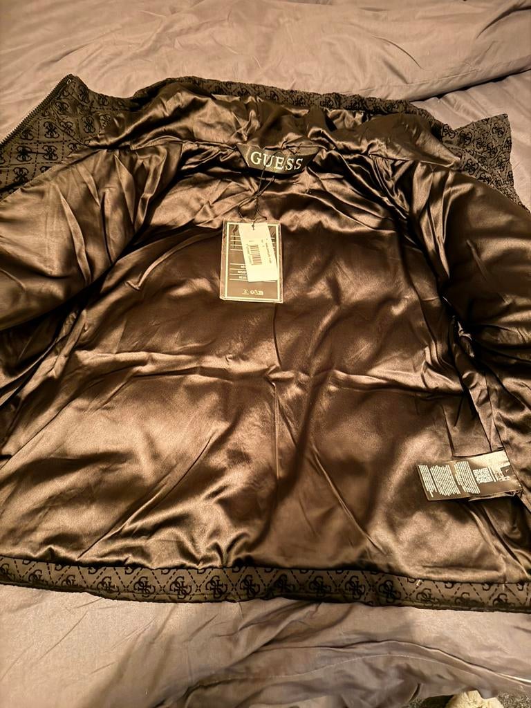 Guess jas, Ophalen of Verzenden, Zo goed als nieuw, Zwart