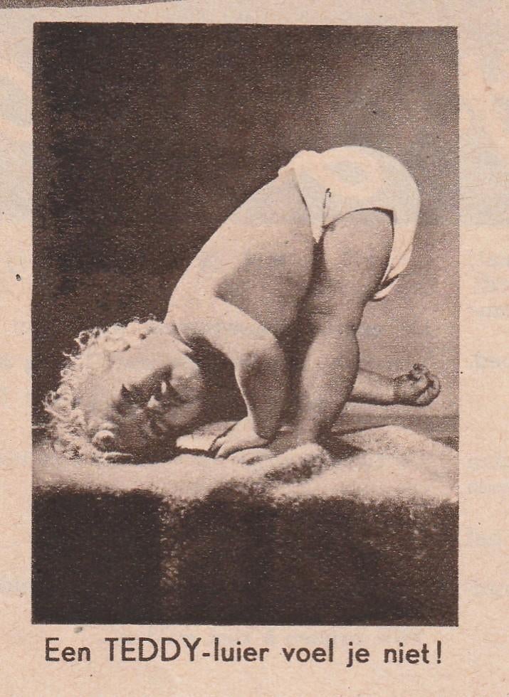Retro reclame 1951 Teddy baby luiers baby voelt 'm niet, Verzenden, Overige typen