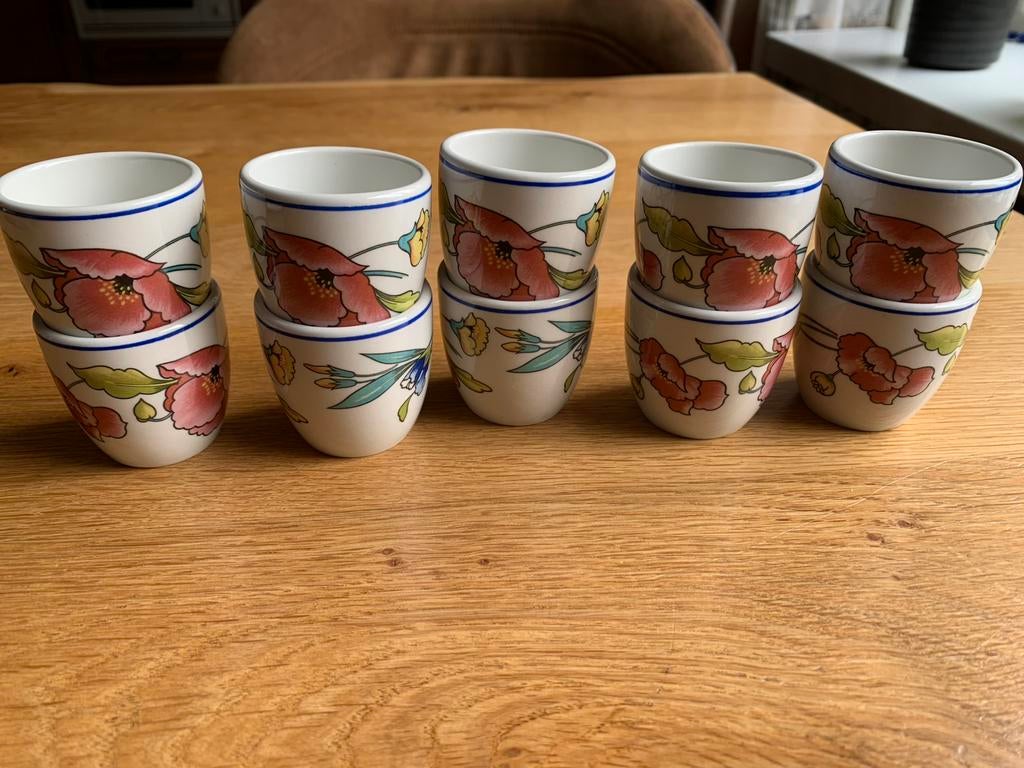 10 eierdopjes Alpine Meadow, Overige typen, Ophalen of Verzenden, Zo goed als nieuw, Overige stijlen