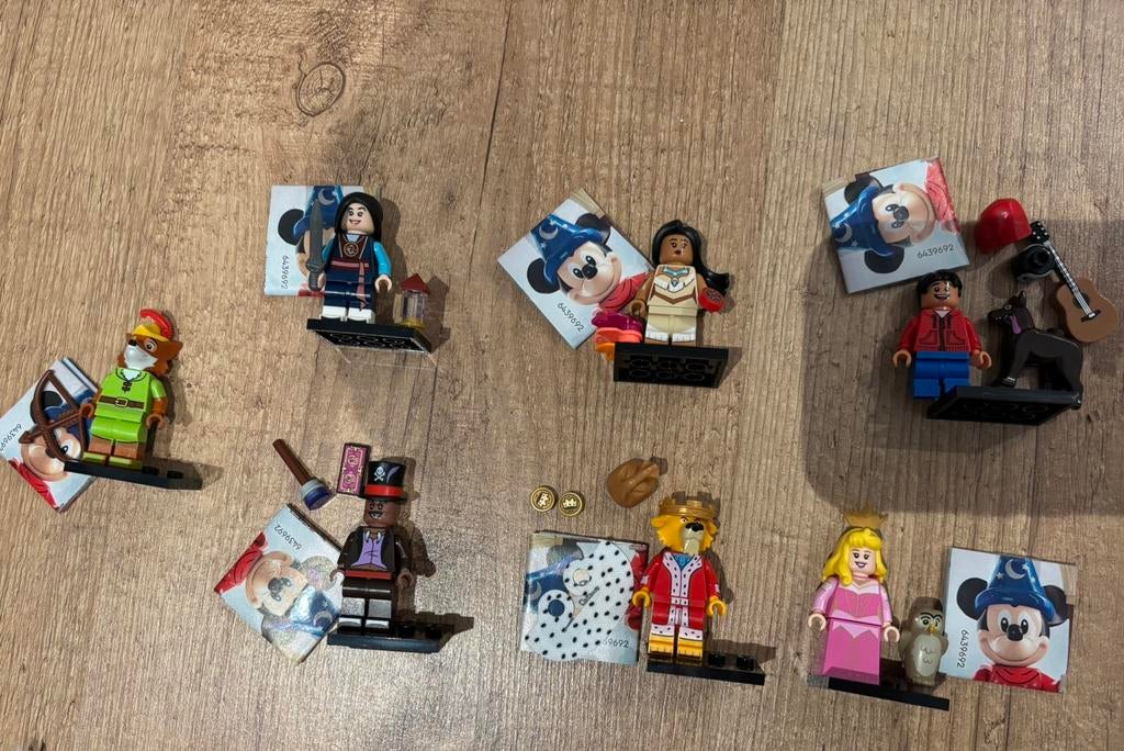 Lego disney 100 minifiguren 71038, Ophalen of Verzenden, Overige figuren, Nieuw, Beeldje of Figuurtje