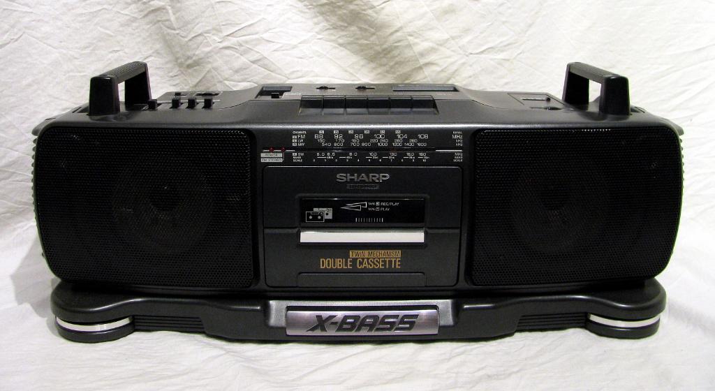 bijzonder! Sharp wq-t360h dubbelcassette boombox, Ophalen, Gebruikt, Radio