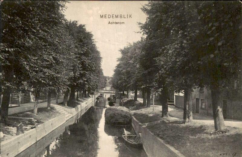 Medemblik - Achterom, Ophalen of Verzenden, Voor 1920, Gelopen, Noord-Holland