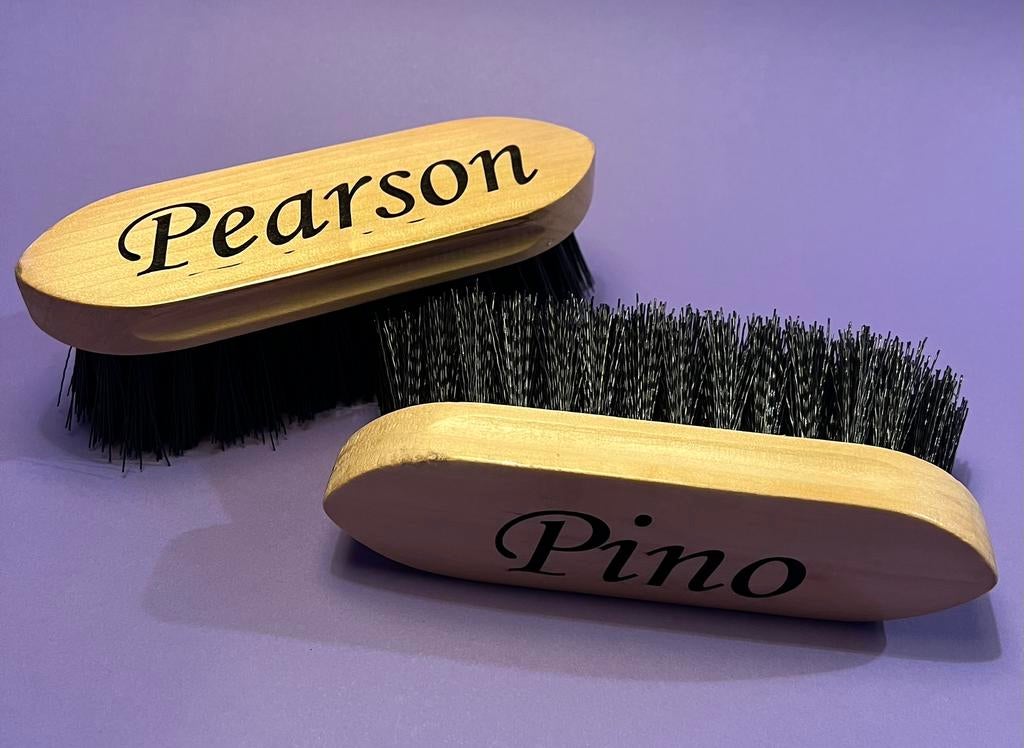 Borstels met naam, Dieren en Toebehoren, Ophalen of Verzenden, Zo goed als nieuw