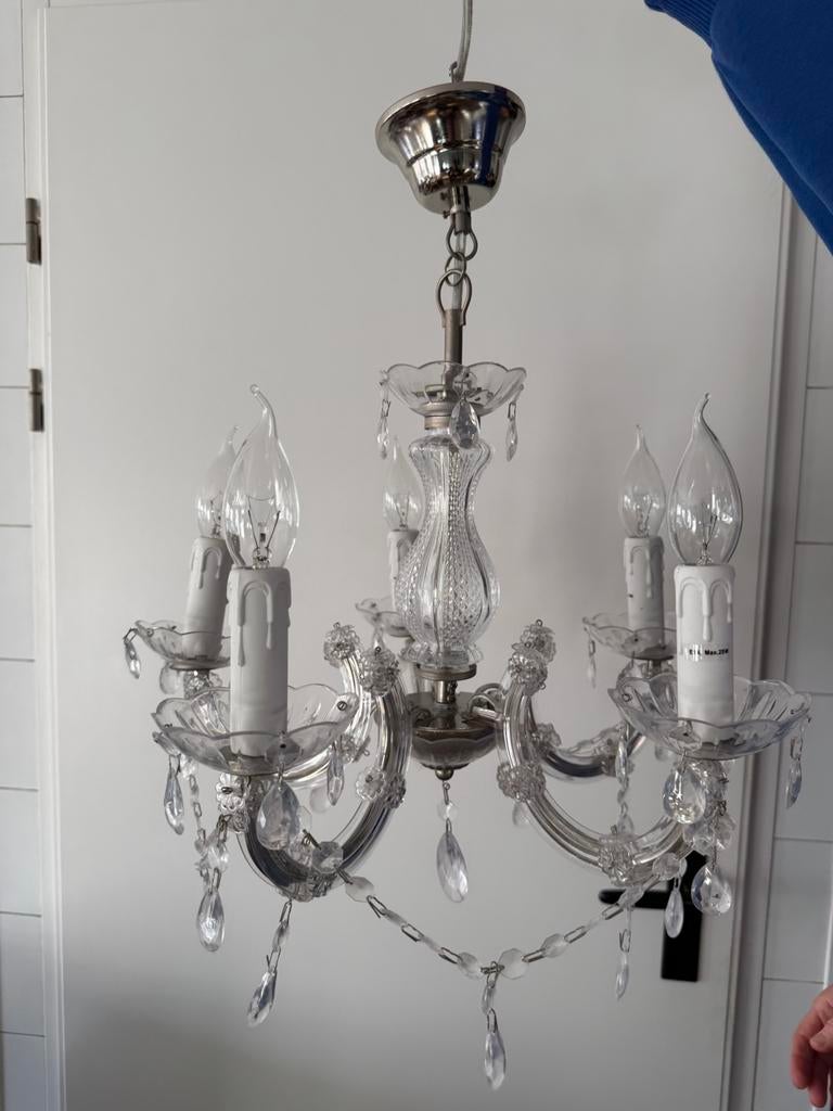 Kroonluchter, Ophalen, Zo goed als nieuw
