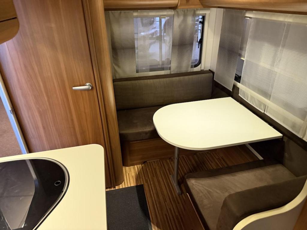 Adria Altea 390 PS, Lichtgewicht, Airco ((zondag open!!)), Caravans en Kamperen, Caravans, Bedrijf, Treinzit, Adria, Tot en met 4