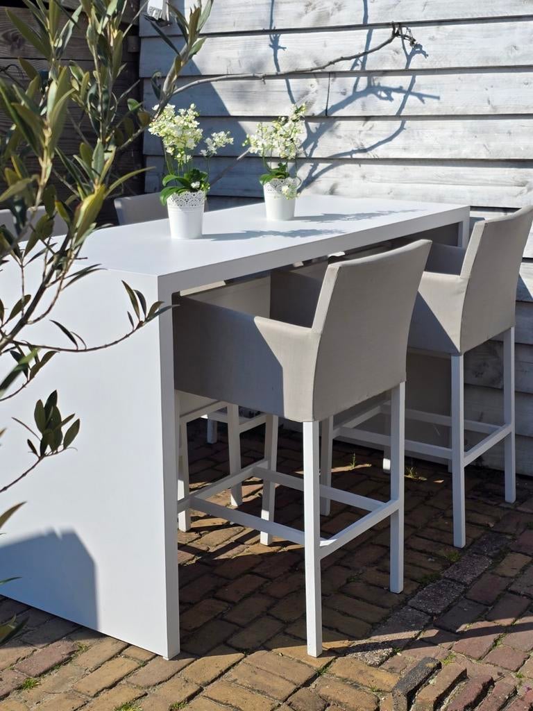 Kees Smit Wit Aluminium Bartafel met 4 All Weather Barkruk, Ophalen, Gebruikt, Eettafel