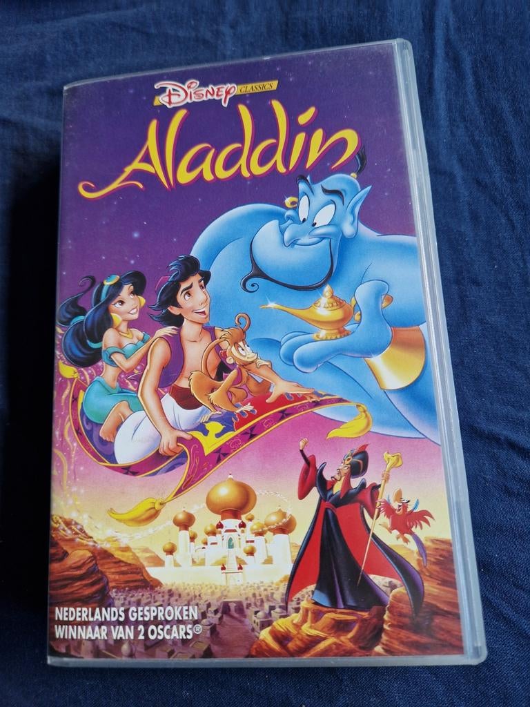 Disney Classics Aladdin VHS - Nederlands Gesproken, Gebruikt, Tekenfilm, Alle leeftijden, Ophalen of Verzenden