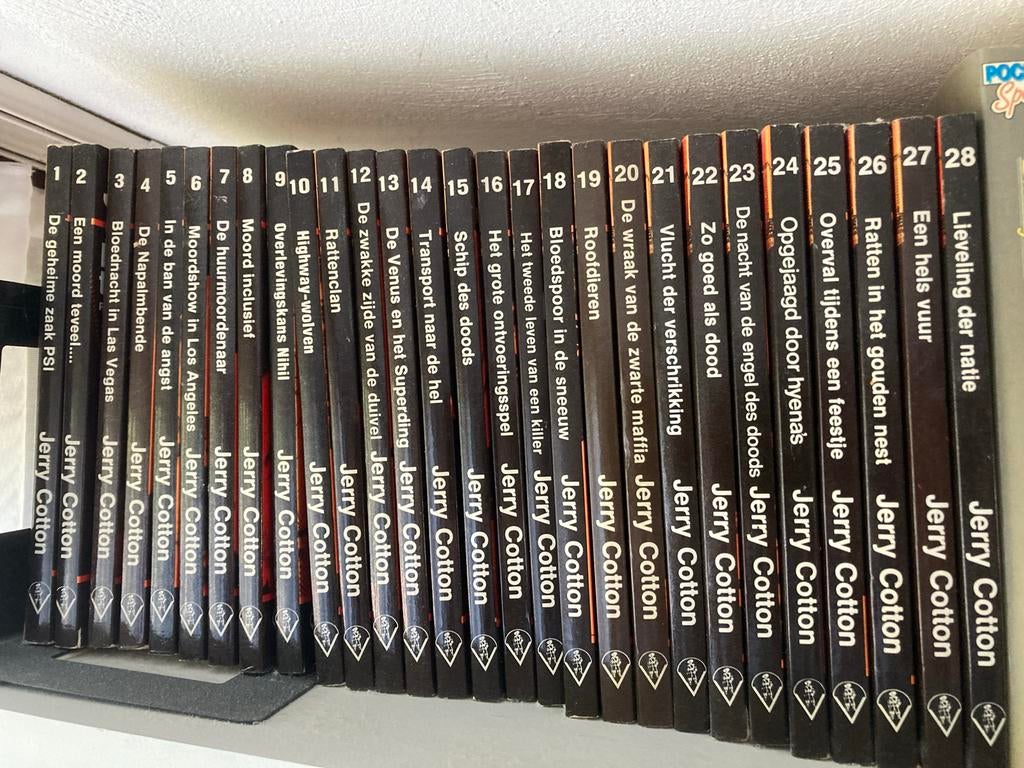 Jerry Cotton boeken deel 1 t/m 28, Boeken, Detectives, Ophalen of Verzenden, Gelezen