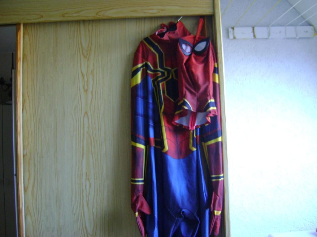 2del marvel pak mt m met masker vaste handschoenen en voeten, Carnaval, Maat 48/50 (M), Ophalen of Verzenden, Zo goed als nieuw