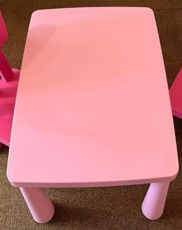 IKEA Mammut Kindertafel Roze 77x55 cm, Ophalen of Verzenden, Zo goed als nieuw, Tafel(s)