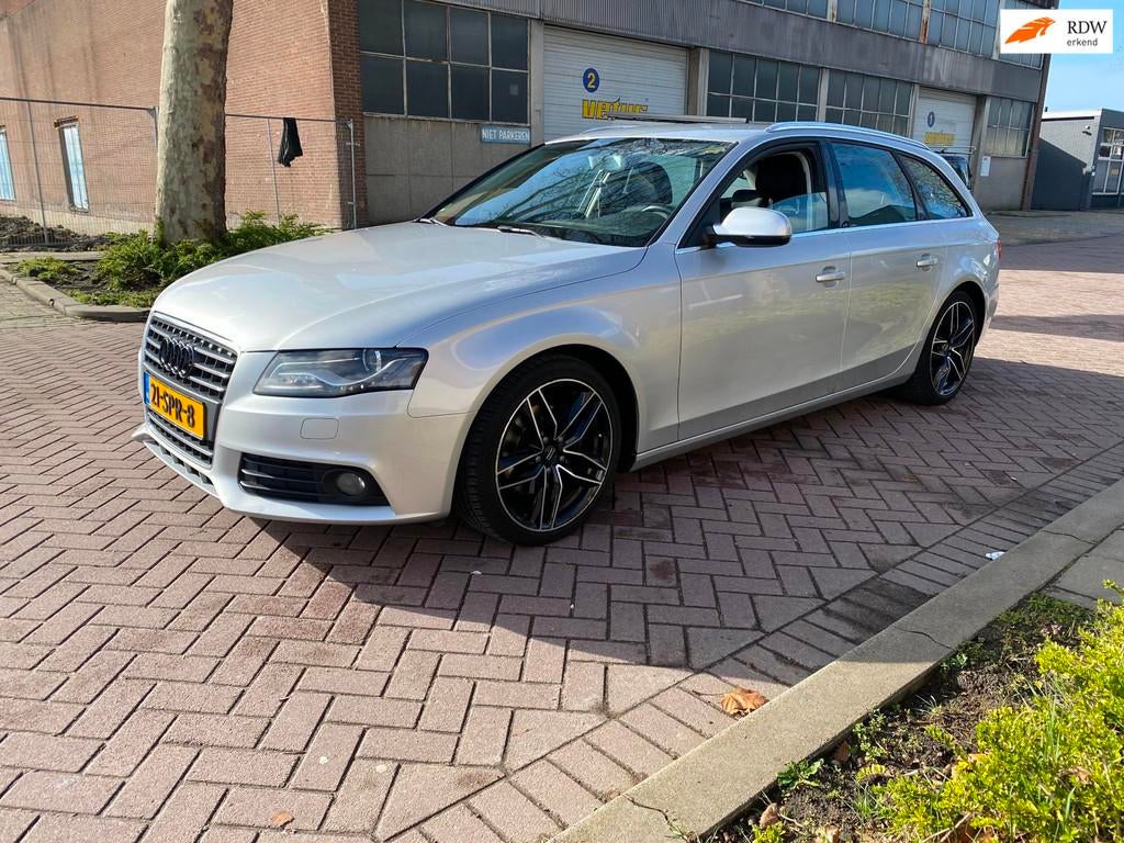 Audi A4 Avant 1.8 TFSI Pro Line S /AC/Clima/ Navigatie/ PDC/, Auto's, Audi, Voorwielaandrijving, Euro 5, Stof, Gebruikt