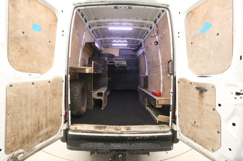 Iveco Daily 35S15V 2.3 352 L3H2 | 3500KG Trekgew. | Trekhaak, Auto's, 13 km/l, Iveco, Wit, Bedrijf