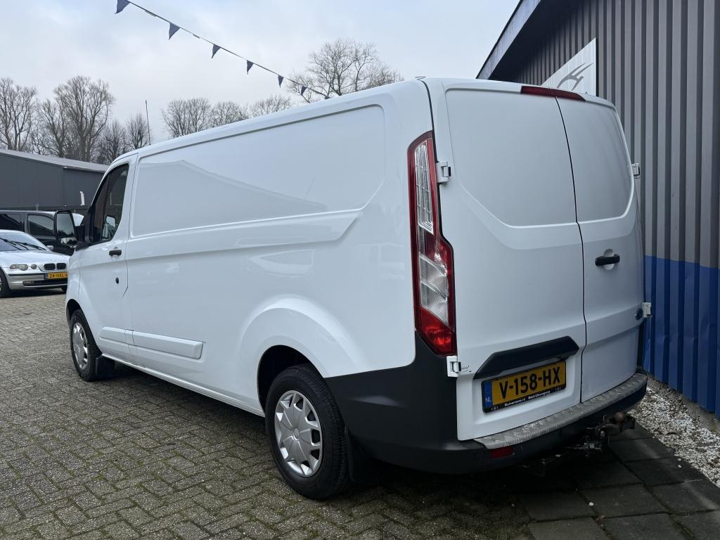 Ford Transit Custom 290 2.0 TDCI L2H1 Tr (bj 2017), Voorwielaandrijving, Euro 6, 4 cilinders, Wit