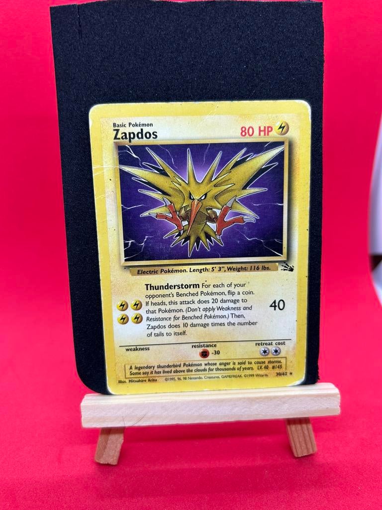 Pokémon Zapdos 30/62 – Fossil – Non‑Holo, Hobby en Vrije tijd, Verzamelkaartspellen | Pokémon, Ophalen of Verzenden, Zo goed als nieuw
