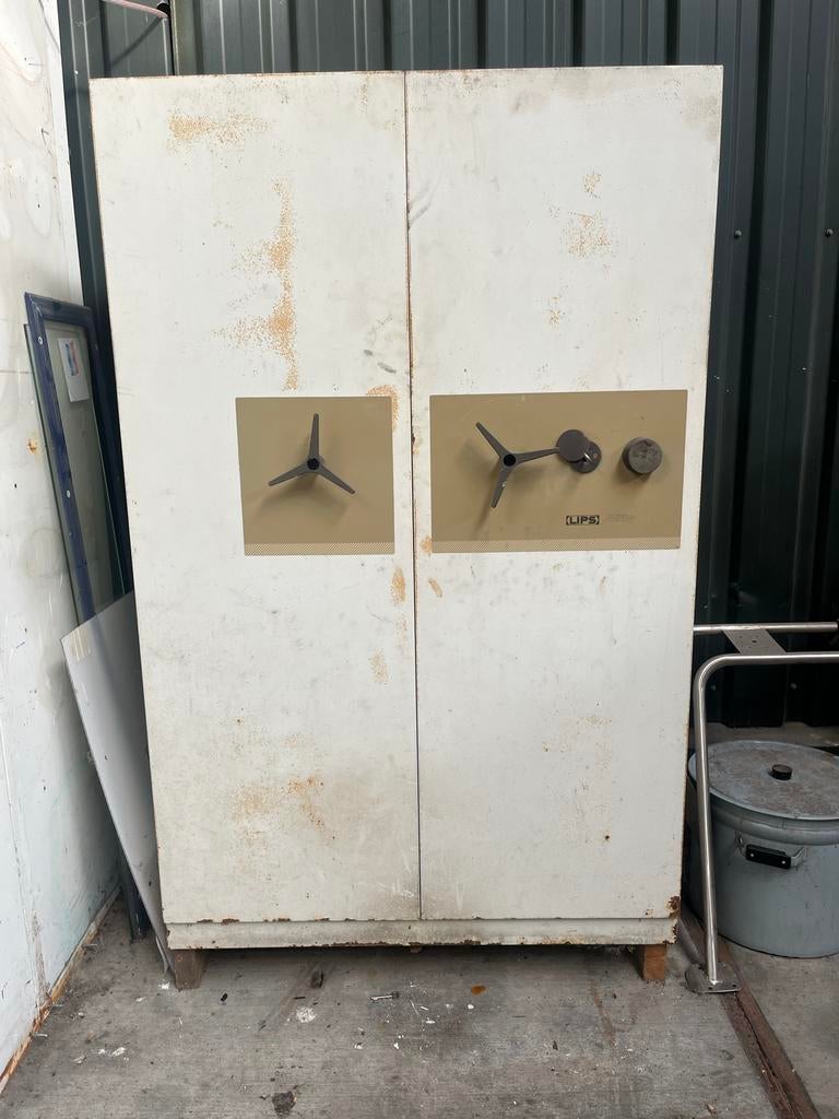 Wapenkluis- Grote LIPS Chubb Safe Equipment Company Kluis, Ophalen of Verzenden, Gebruikt