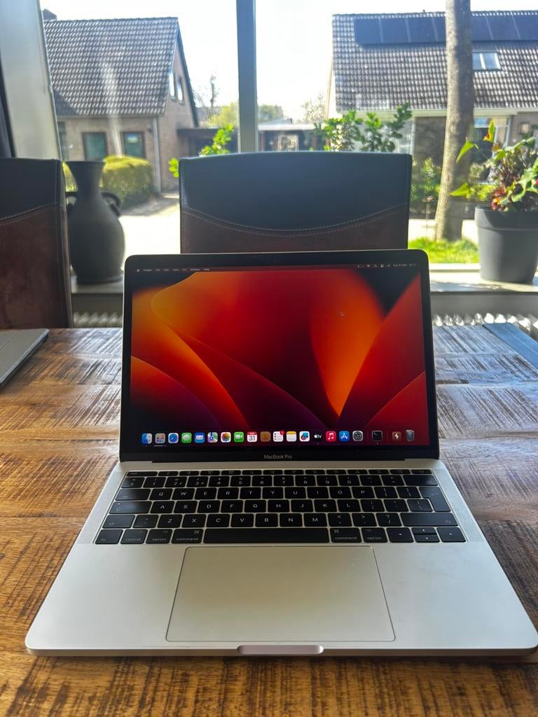 Macbook pro 2017 13”, MacBook Pro, 256 GB, 2 tot 3 Ghz, Qwerty