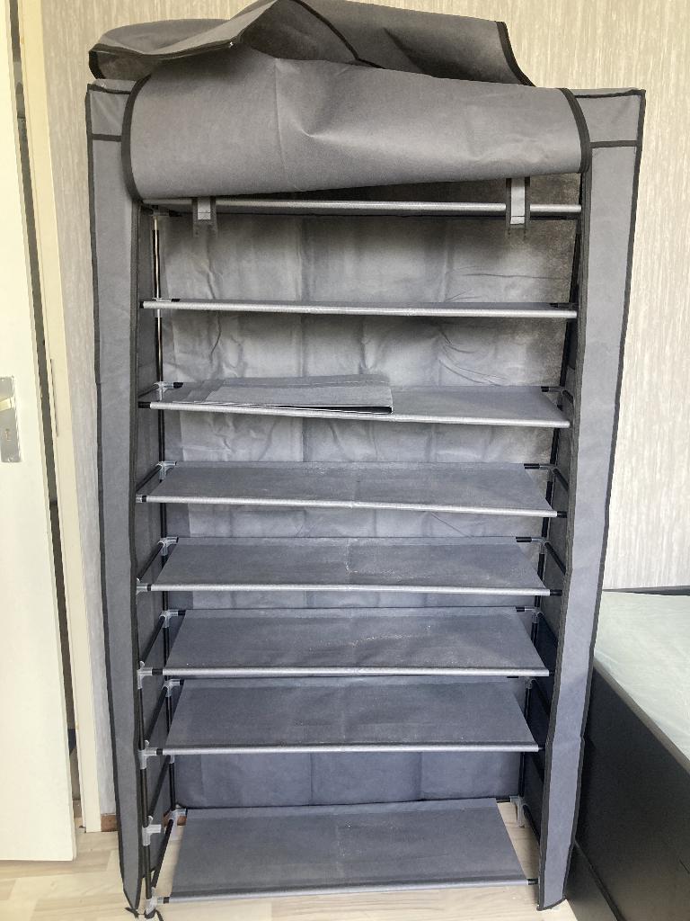schoenenrek, Ophalen, Zo goed als nieuw