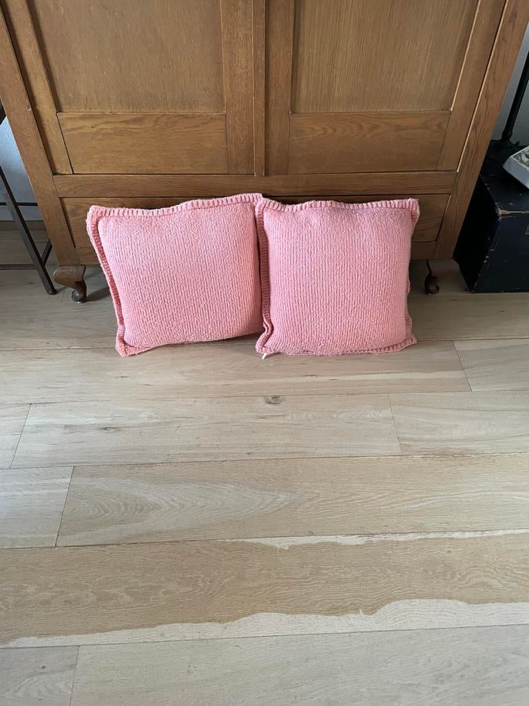 Twee gebreide kussens, Ophalen of Verzenden, Zo goed als nieuw, Vierkant