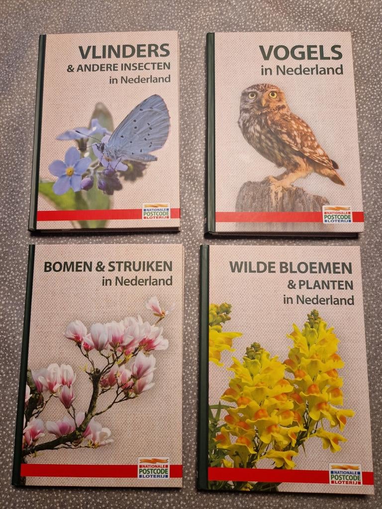 Natuurboekjes Postcode Loterij: 4-delige set, Ophalen of Verzenden