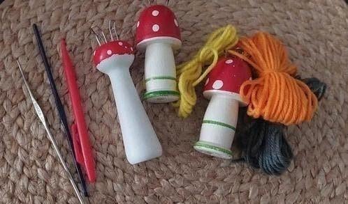 3 HOUTEN PUNNIKKLOSJES met 3x pen 1x kunstof punniken-klos, Ophalen of Verzenden