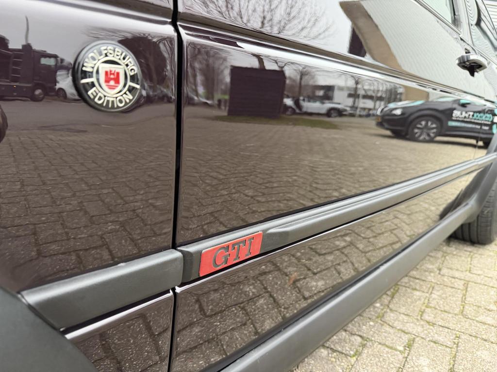 Volkswagen Golf 1.8 Wolfsburg edition nieuwstaat, Auto's, Voorwielaandrijving, Metallic lak, Stof, Gebruikt