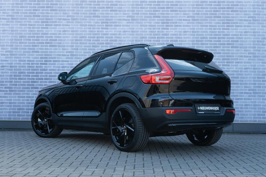 Volvo EX40 Single Motor Extended Range Ultra 82 kWh | Black, Auto's, Volvo, Automaat, 12 maanden, Zwart, EX40