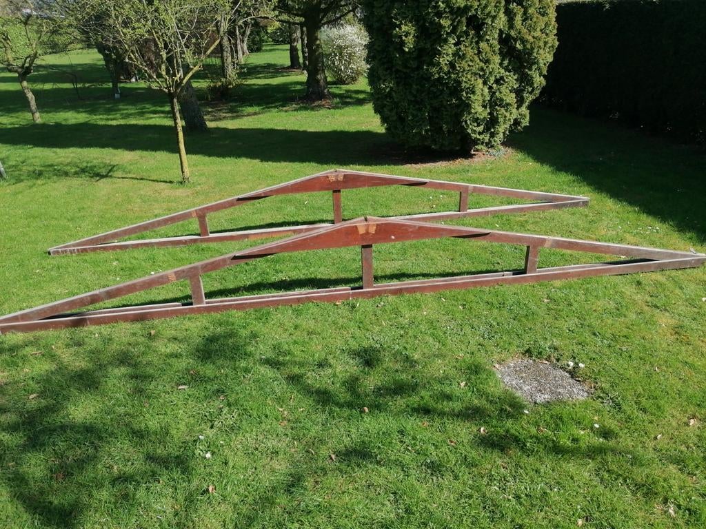 Vijf houten dakspanten voor schuurtje of overkapping., Tuin en Terras, Overige Tuin en Terras, Ophalen