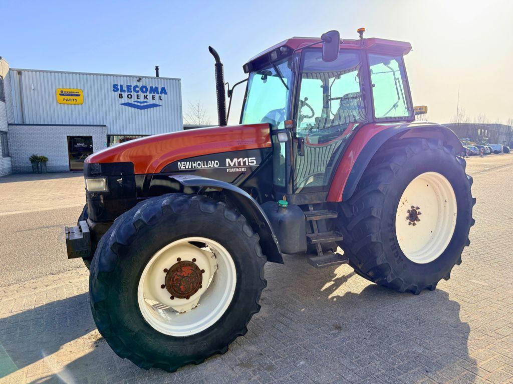 New Holland M100 Dual Command, Zakelijke goederen, Agrarisch | Tractoren, Gebruikt, 80 tot 120 Pk, New Holland, Meer dan 10000