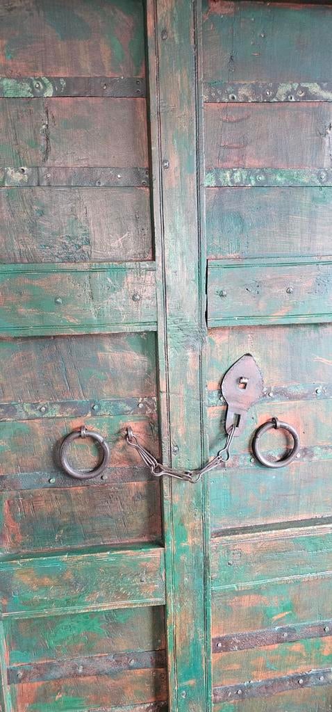 Stoere, sobere Indiase kast - Massief hout, Ophalen
