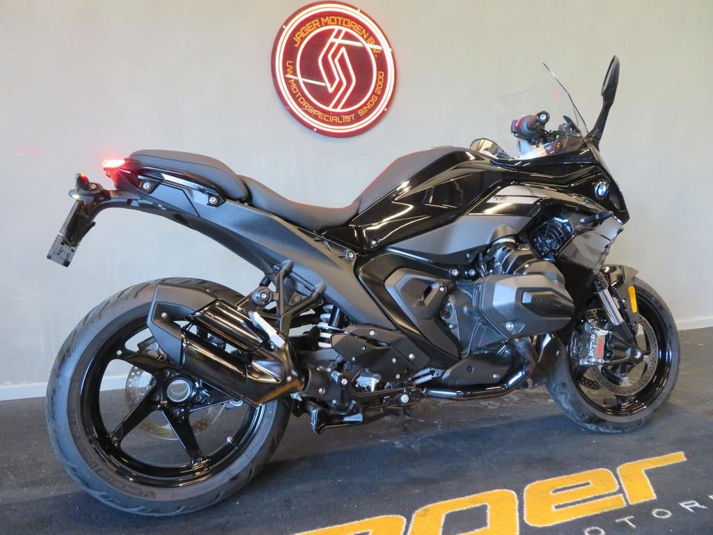 BMW K 1300 RS TRIPLE BLACK 1E EIG! HIST (bj 2025) - foto 3