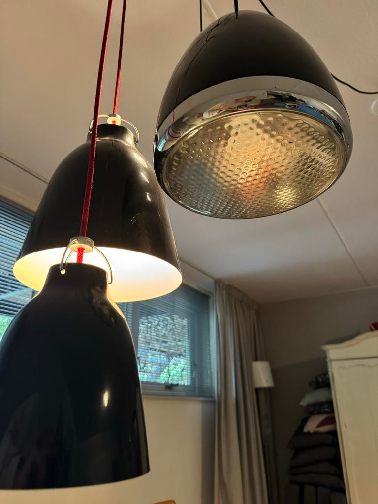 2x Fritz Hansen Caravaggio & 2x Herstal ‘Lampetta’, Huis en Inrichting, Ophalen, Vintage, Danish Design, Zo goed als nieuw, Metaal