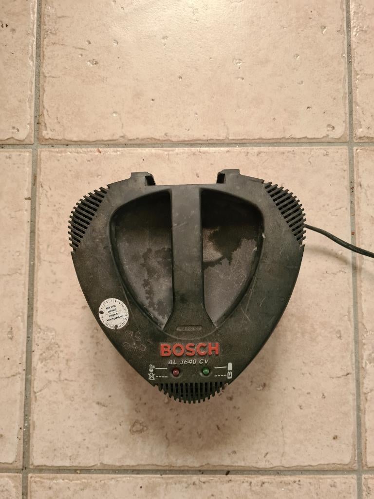 Bosch  AL 43640 li-ion snellader o.a. Voor 18 en 36V accu’s, Ophalen of Verzenden, Gebruikt
