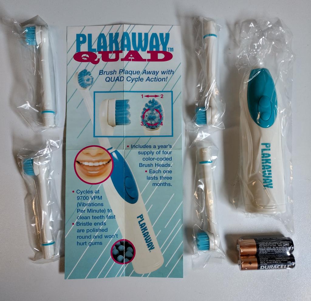 NIEUW Plakaway QUAD elektrische tandenborstel op batterijen, Ophalen of Verzenden, Nieuw, Tandenborstel
