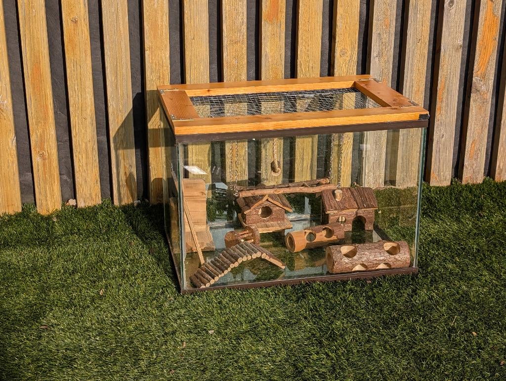 Hok / terrarium voor knaagdier, Muis, Minder dan 75 cm, Zo goed als nieuw, Hok