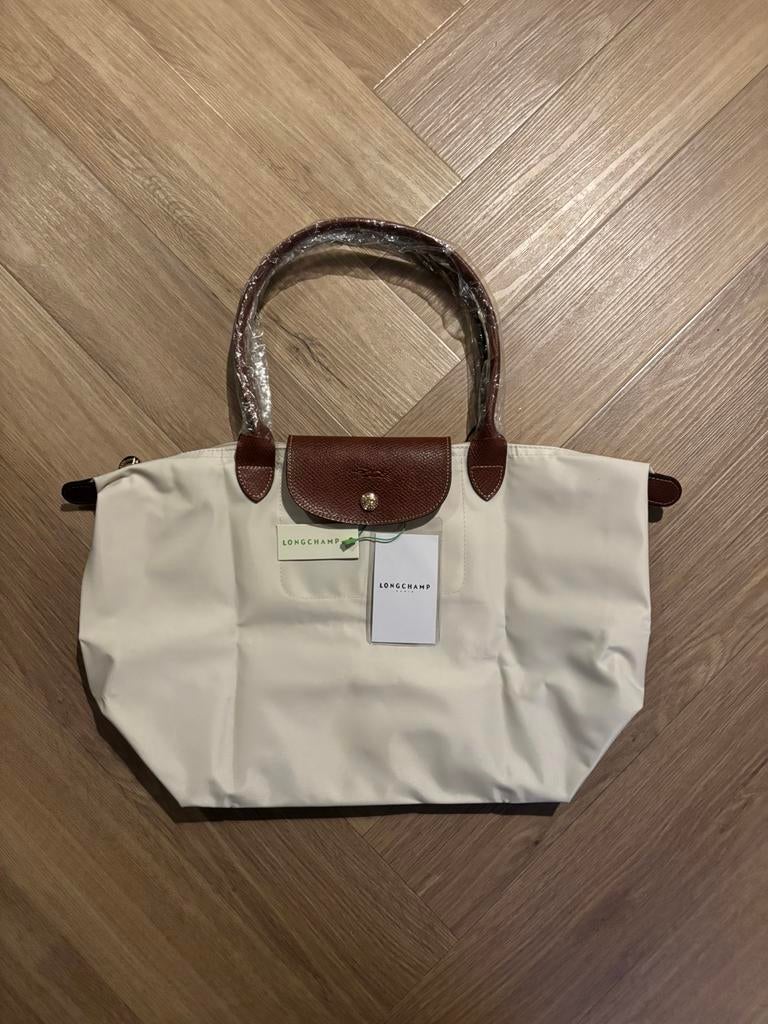 Longchamp tas, Sieraden, Tassen en Uiterlijk, Tassen | Damestassen, Zo goed als nieuw, Handtas, Beige, Verzenden