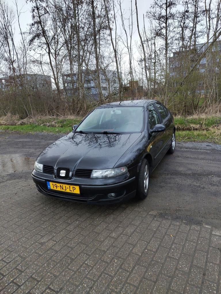 Seat Leon Topsport 1.8 20v no turbo, Voorwielaandrijving, 1800 kg, Zwart, 4 cilinders