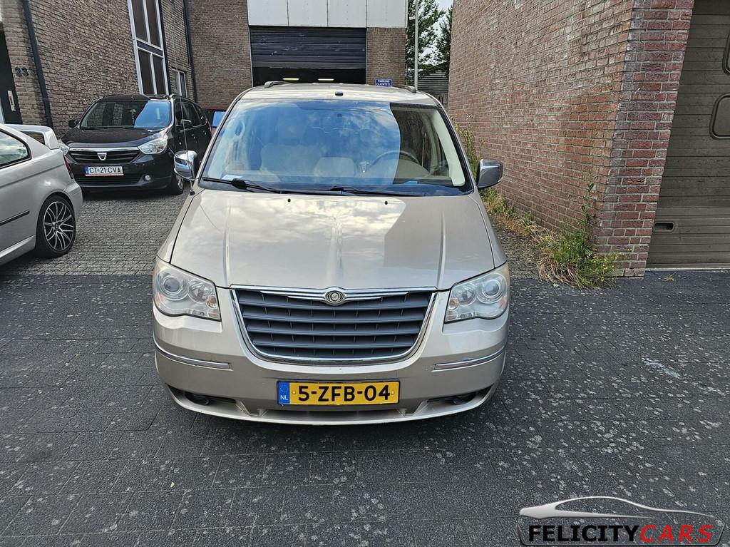 Chrysler Town & Country 4.0 V6 dvd navi tafel s&go, Auto's, Overige modellen, 7 stoelen, Leder, Bedrijf