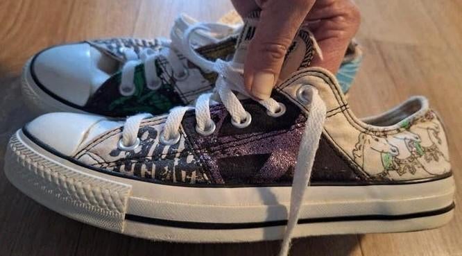 Converse All Stars low Unicorn Peace glitter maat 39 UNIEK, Kleding | Dames, Schoenen, Overige kleuren, Ophalen of Verzenden, Converse All Stars