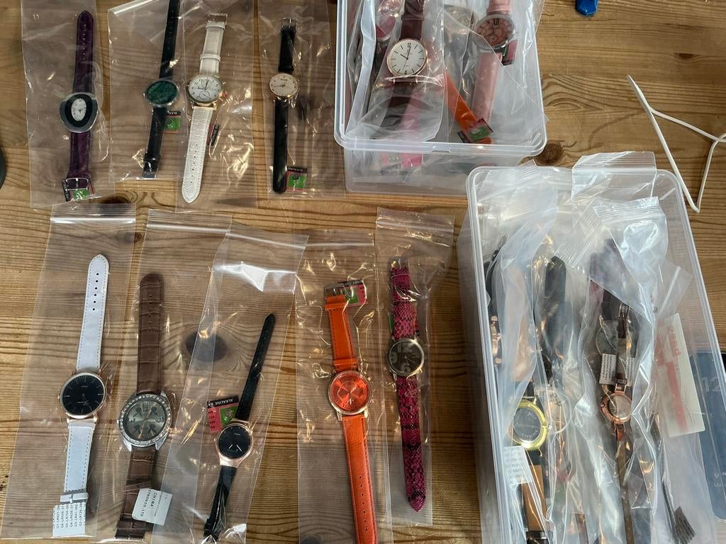 73 Nieuwe Horloges - Diverse Soorten en Maten, Overige merken, Overige materialen, Info@risima.nl, Polshorloge