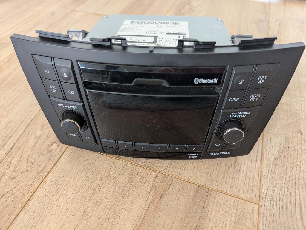 Suzuki Swift originele autoradio Bluetooth (2011+), Ophalen of Verzenden, Gebruikt