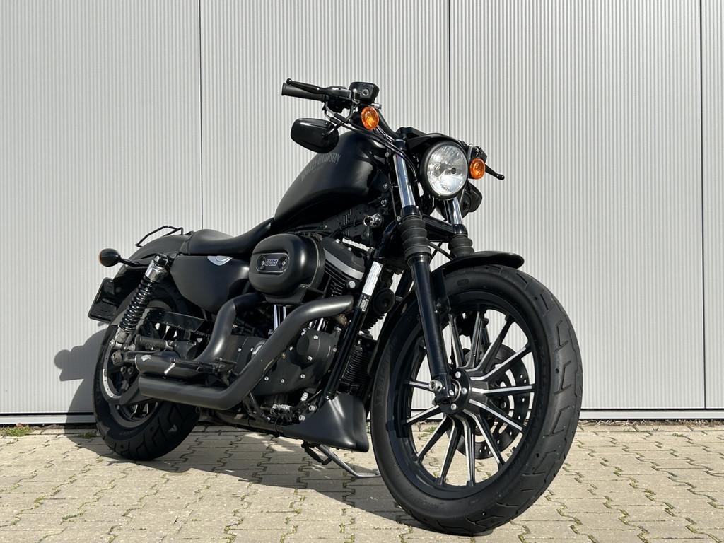 2012 Harley Davidson XL 883N Sportster Iron - Vance & Hines