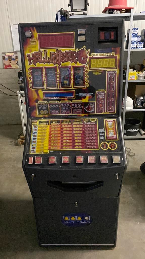 Hellraisee, Euro, Ophalen of Verzenden, Zo goed als nieuw