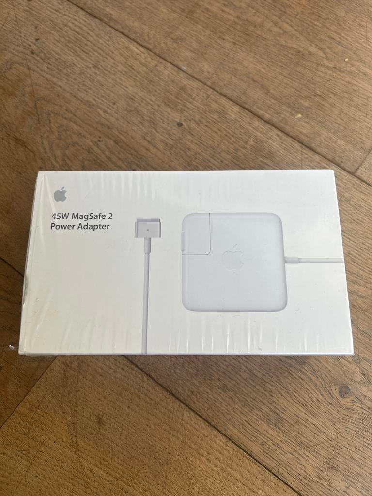 Apple 45W MagSafe 2 Power Adapter, Computers en Software, Ophalen of Verzenden, Zo goed als nieuw