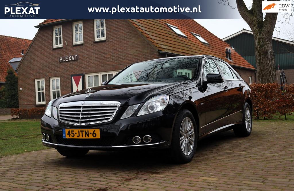 Mercedes-Benz E-klasse 250 CGI Elegance Aut. | Slechts 126.0, Auto's, Euro 5, Gebruikt, Zwart, 4 cilinders