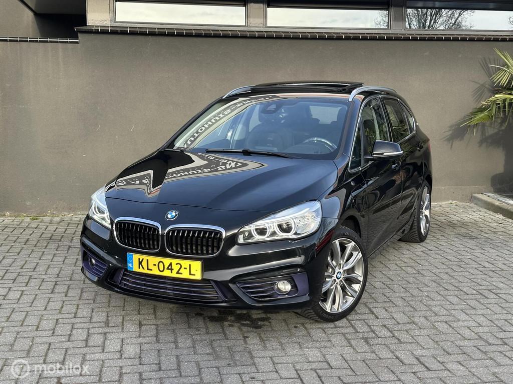 BMW 2-serie Active Tourer 225xe iPerformance Centennial, Automaat, Gebruikt, Euro 6, Zwart