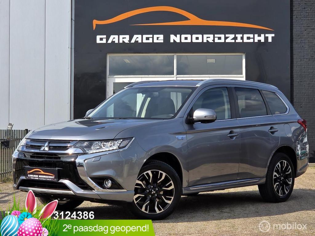 Mitsubishi Outlander 2.4 PHEV 4WD INSTYLE+ PREMIUM NIEUW ACC, Automaat, 4 cilinders, 1865 kg, Leder
